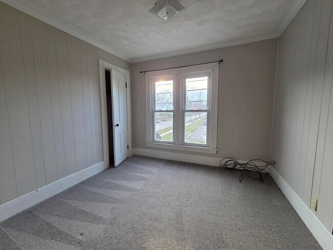 Building Photo - 202 East Walnut, Ashland