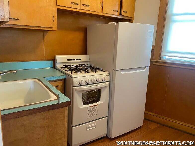 Primary Photo - 90 Winthrop Shore Dr