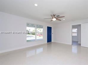 Building Photo - 3 br, 2 bath House - 4610 SW 34th Dr