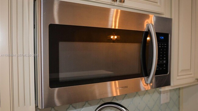 Building Photo - 7849 SW 103rd Pl