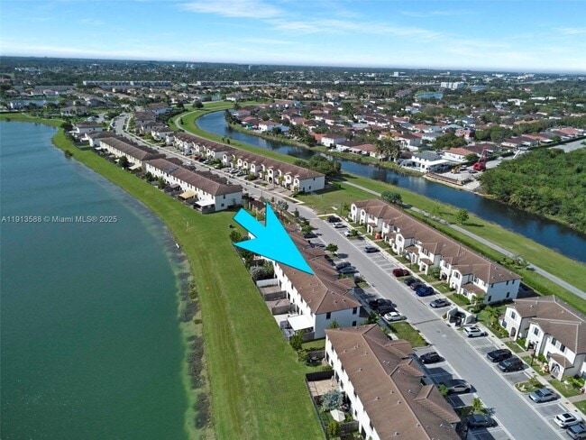 Building Photo - 10158 SW 228th Terrace