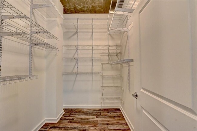 Building Photo - 923 Peachtree St NE