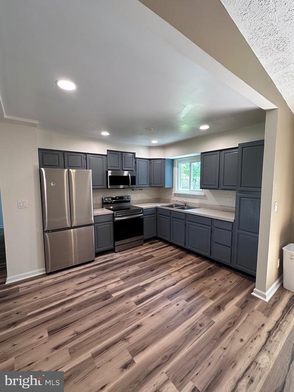 Building Photo - 45675 Schooner Ct