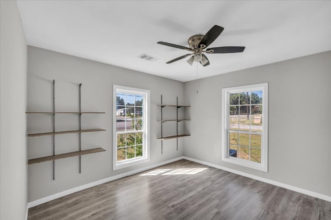 Building Photo - 1215 W 5th St