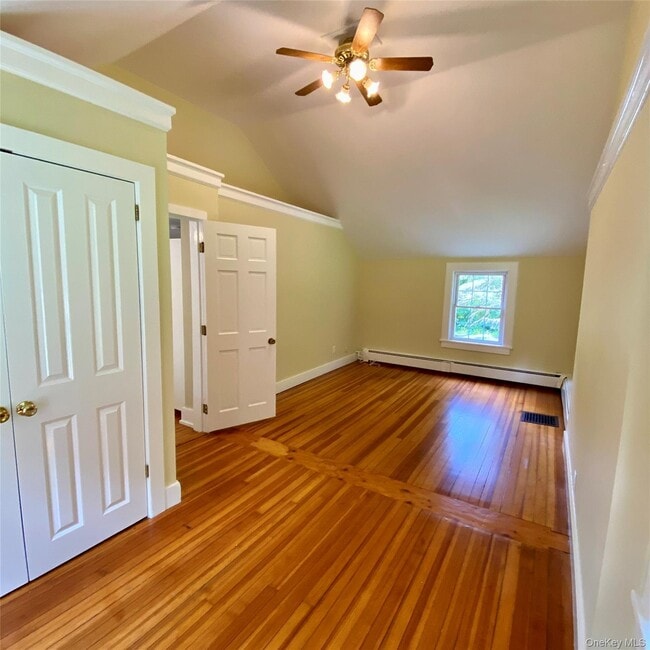 Building Photo - 504 Camby Rd