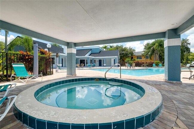 Building Photo - 4536 Commander Dr