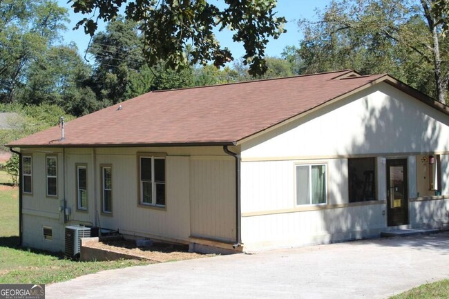Primary Photo - 961 Old Conyers Rd