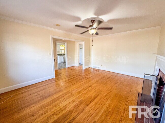 Building Photo - 2501 Jefferson Dr