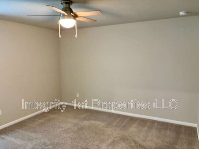 Building Photo - 7546 Apache Rd