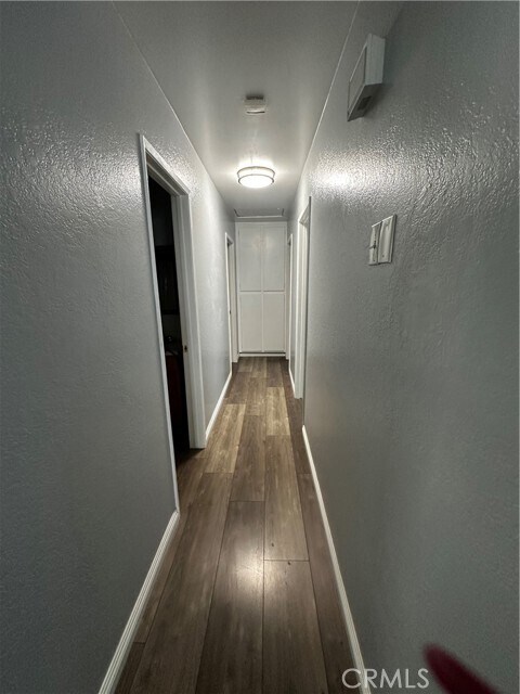 Building Photo - 2152 Trafalgar Ave
