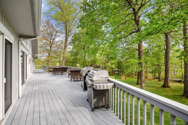 Building Photo - 4 Mohican Trail