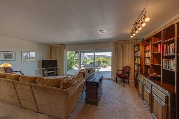 Family Room - 1022 Calle Ruiz