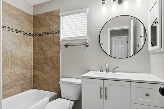 Building Photo - 2606 Northern Dr