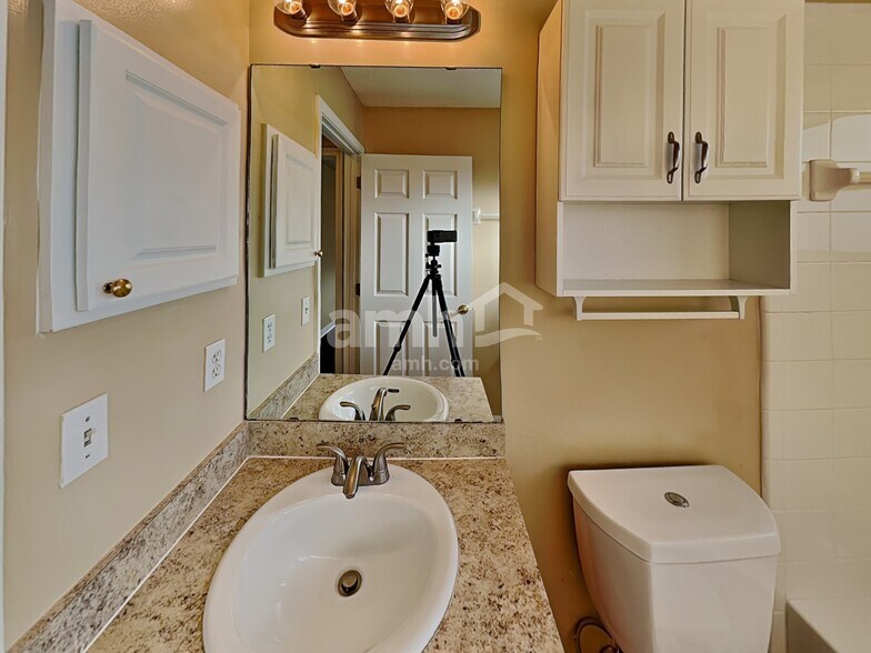 Building Photo - 1690 Rustling Dr