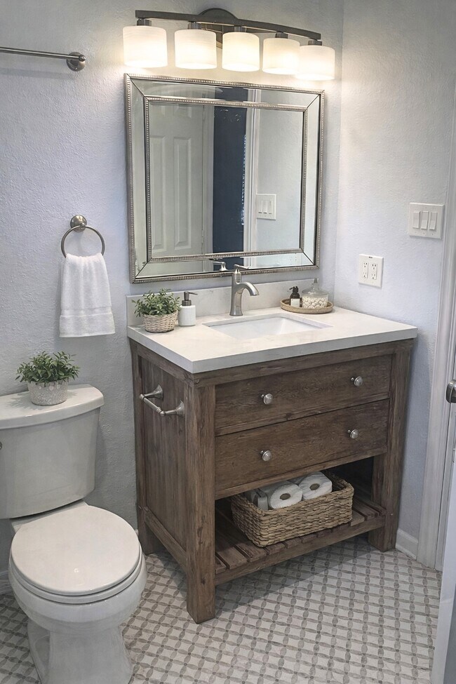 Building Photo - 7953 Turquoise Ln