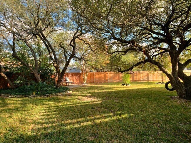 Building Photo - 1110 Fossil Cove