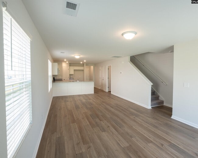 Building Photo - 708 S Long Star Wy