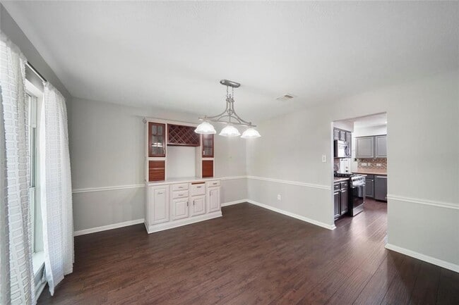 Building Photo - 4426 Echo Falls Dr