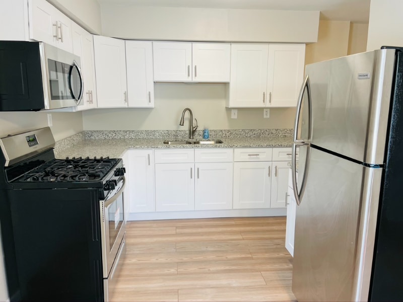 Building Photo - 1612 S Madison St