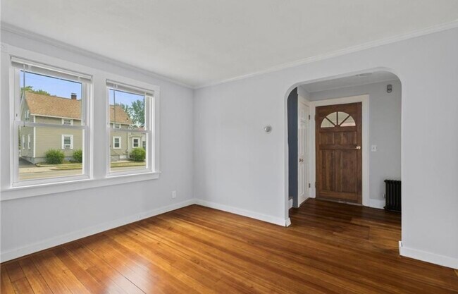 living room - 166 Roger Williams Ave