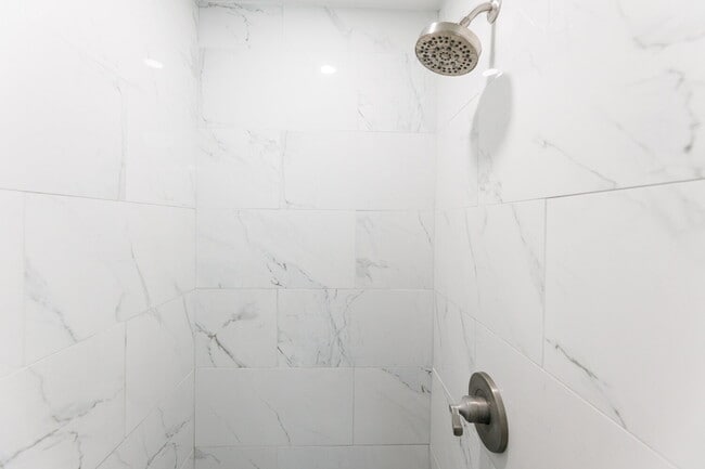 Building Photo - Wonderful 3/2/2 for Rent!