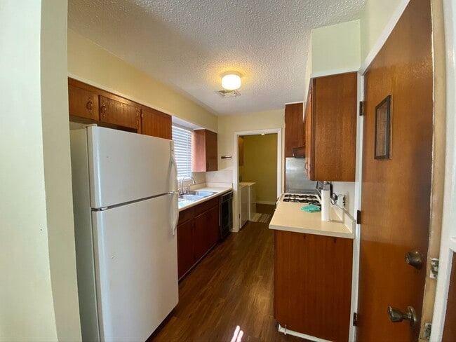 Building Photo - Updated 3 bedroom Bossier City, LA home for lease