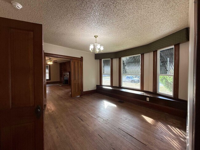 Building Photo - 116 W North St