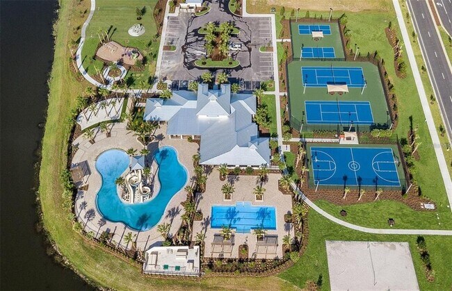 Building Photo - 6255 Golden Bch Dr