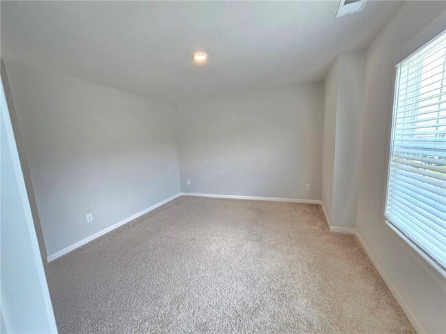 Building Photo - 121 Valimar Dr