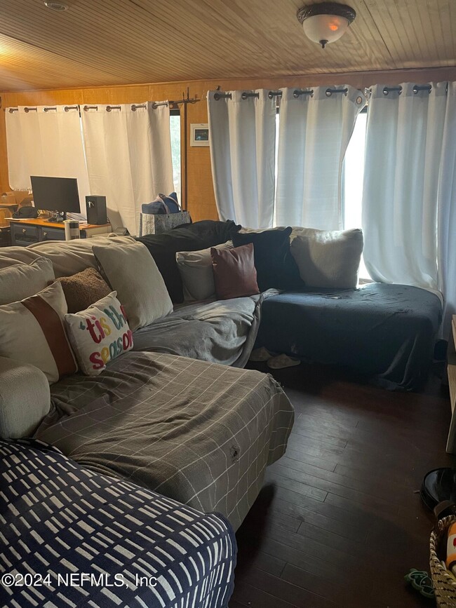 Building Photo - 6780 Co Rd 214