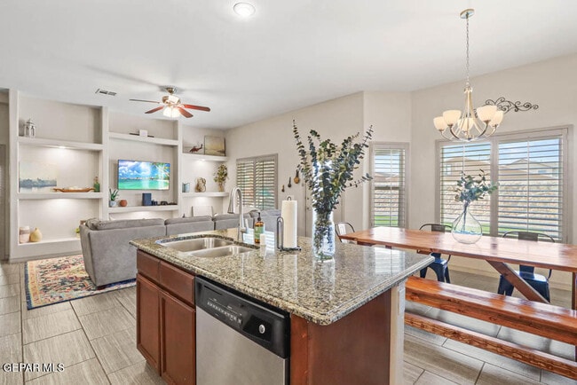 Building Photo - 14553 Hunters Grove Ave