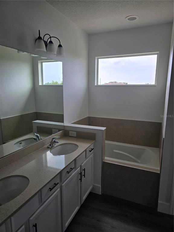 Building Photo - 3172 Montserrat Pl