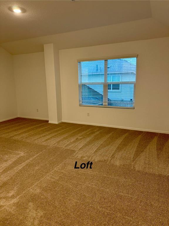 Building Photo - 1320 Pickerel St