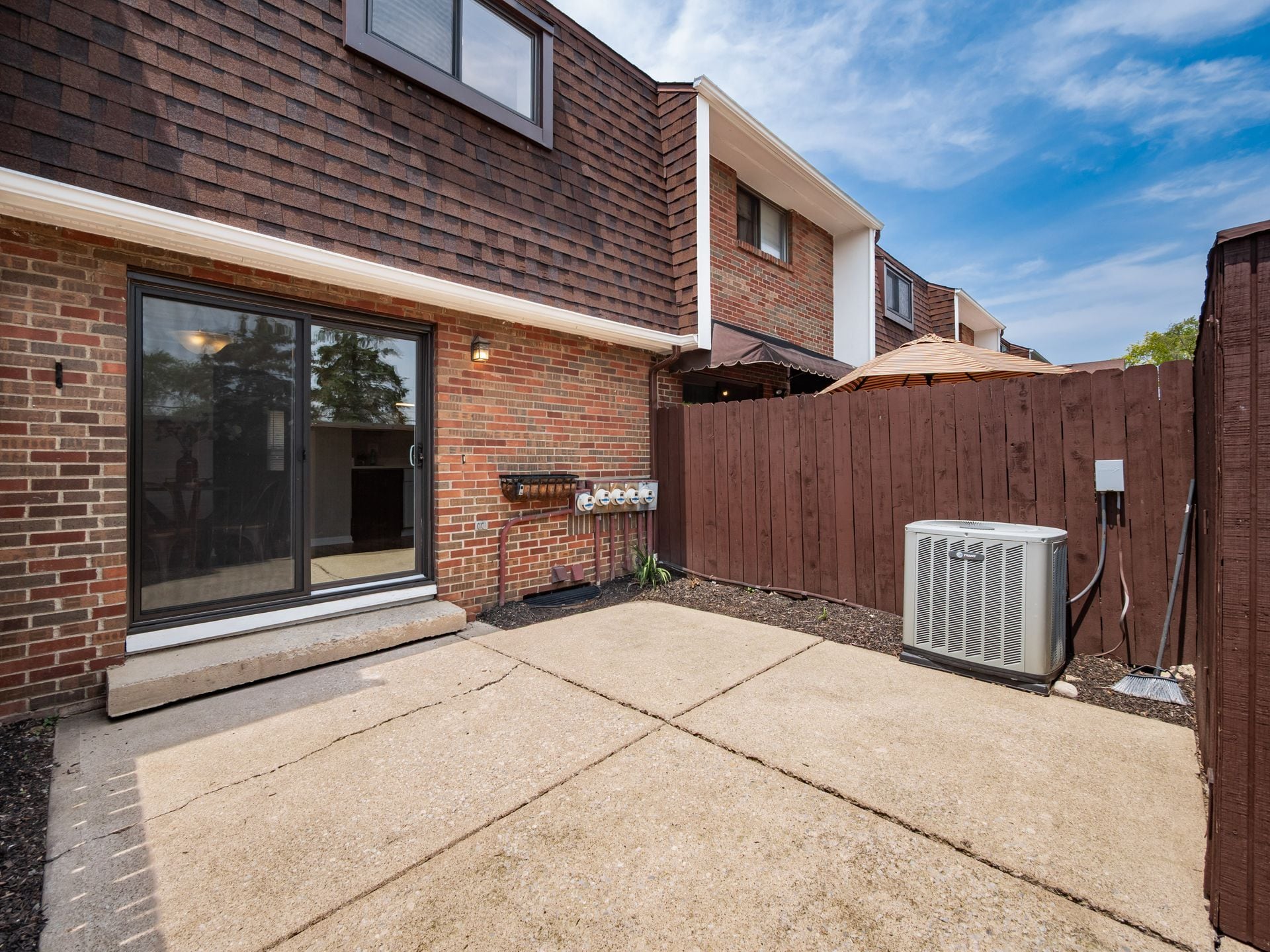 Building Photo - 1766 Willoway Cir S