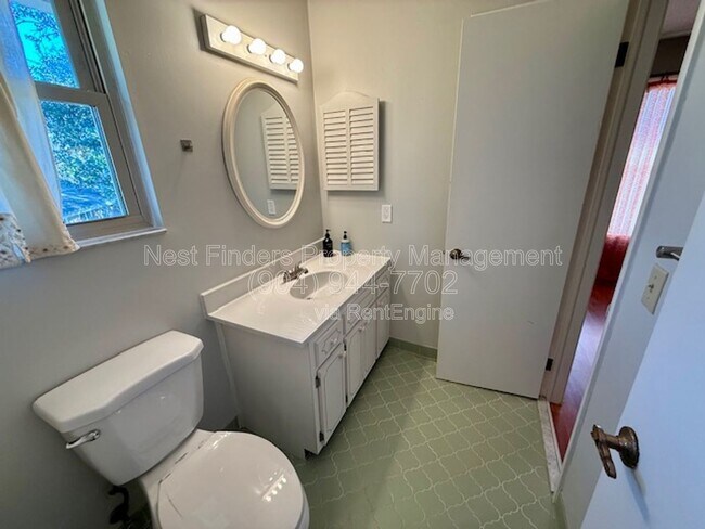 Building Photo - 3318 Cormorant Dr