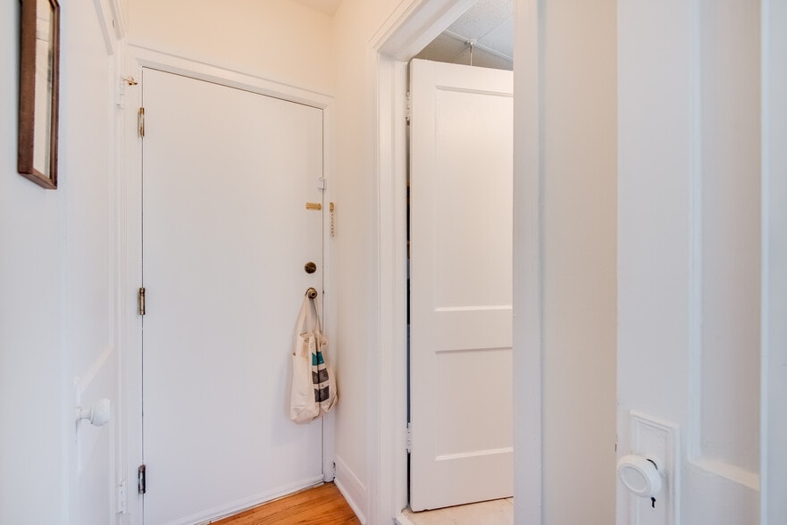 Building Photo - 4201 Locust St