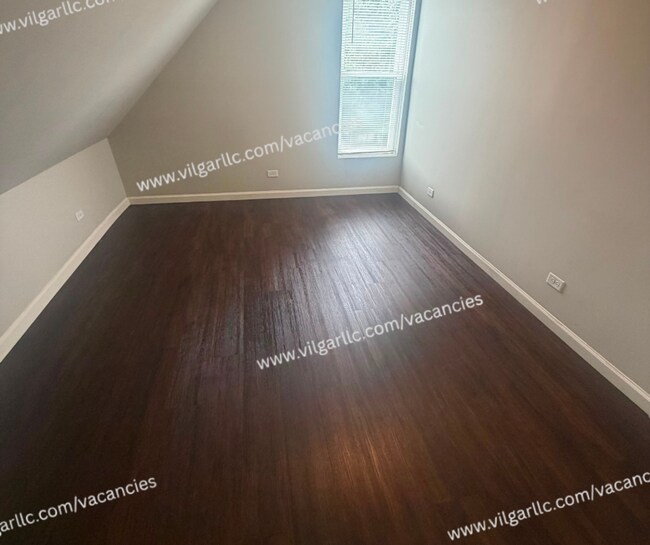 Building Photo - 4023 Deodar St