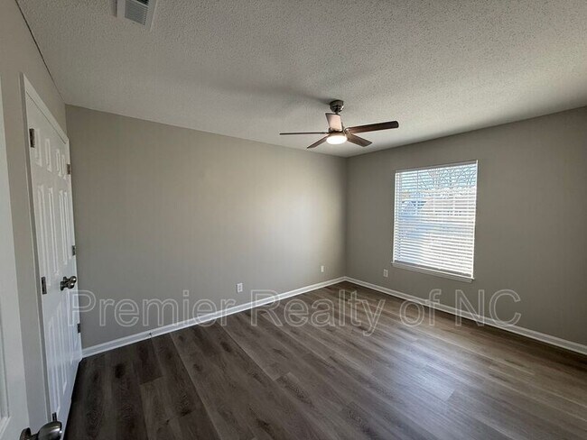 Building Photo - 4001 Whirlaway Ct