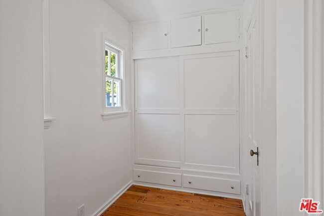 Building Photo - 10527 Le Conte Ave