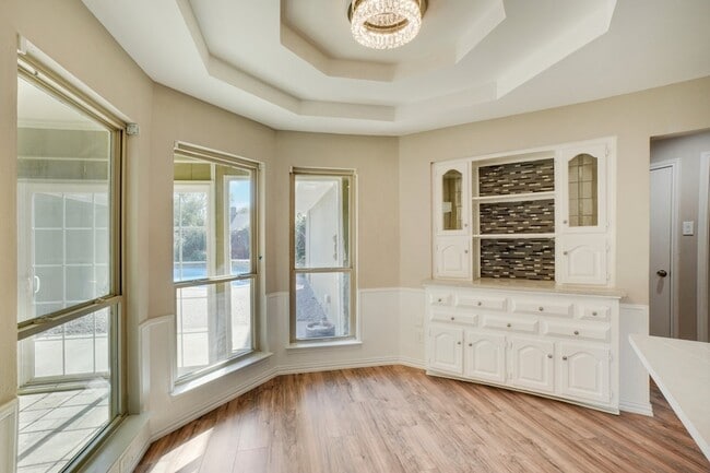 Building Photo - 1216 Horizon Trail