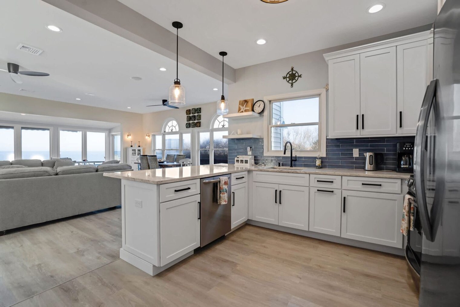 Building Photo - 76 Creek Rd