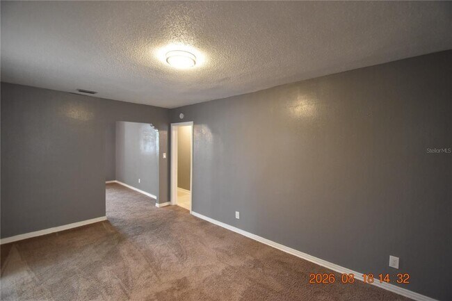 Building Photo - 212 N Clearview Ave