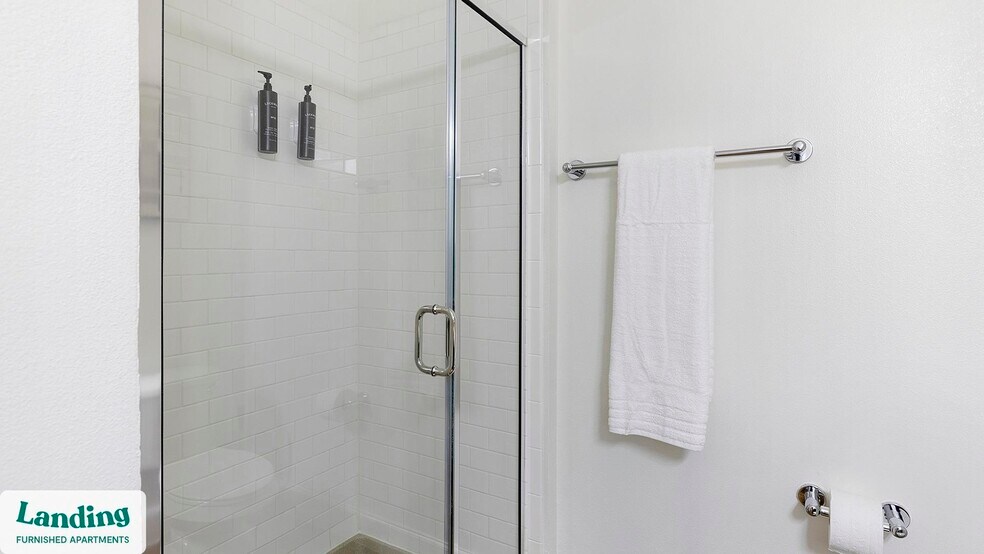 Building Photo - 5275 Town and Country Blvd