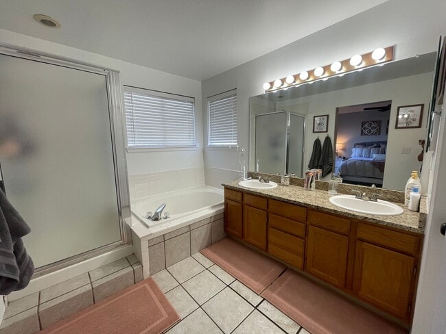 Building Photo - 10181 Woodrose Ct