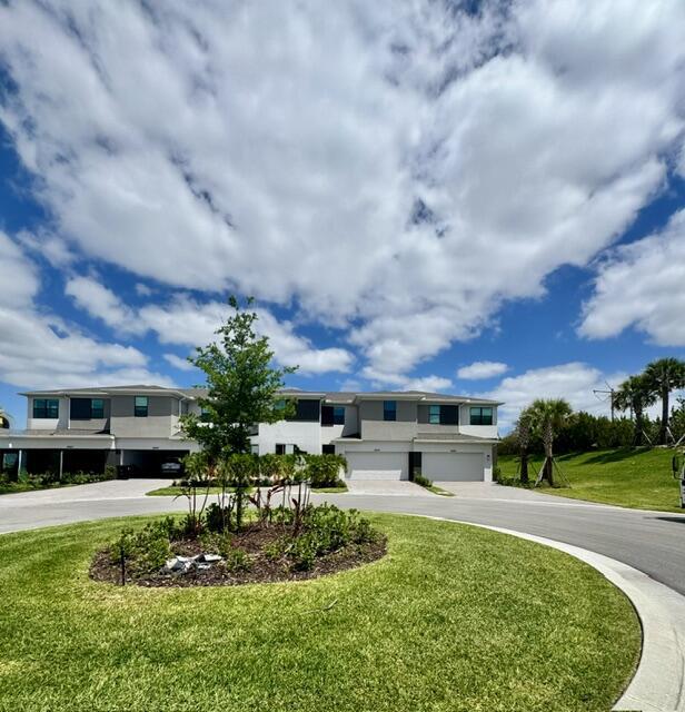 Building Photo - 14043 SW Thorens Dr