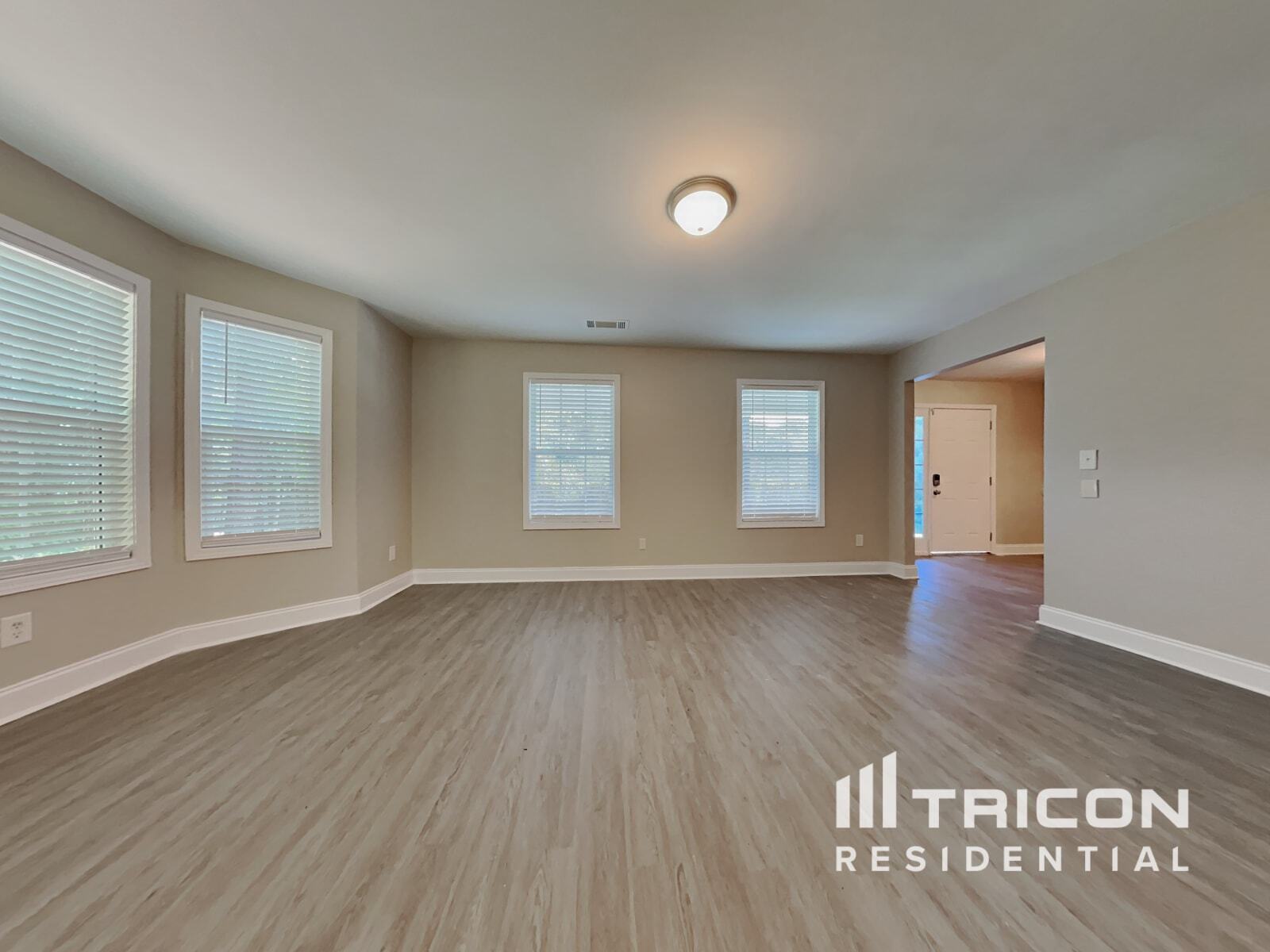 Building Photo - 3540 Stoney Creek Way
