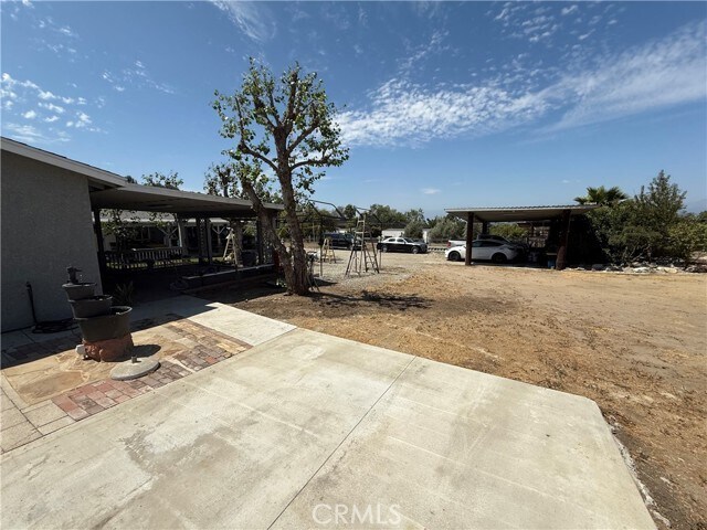 Building Photo - 2700 Native