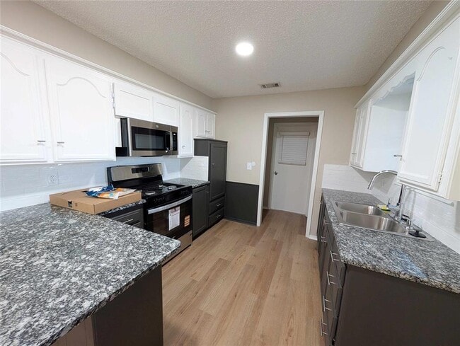 Building Photo - 7440 NW 6th St