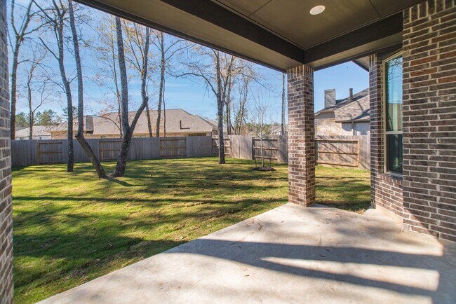 Building Photo - 17138 Crimson Crest Dr