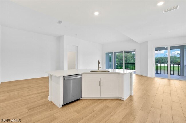 Building Photo - 16881 Fairgrove Way